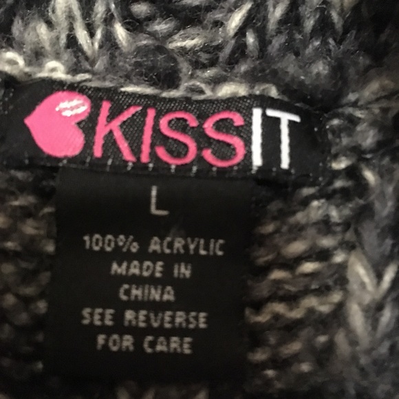 Black, Grey and White Long Sleeveless Cardigan - Picture 4 of 5